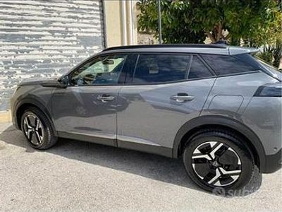 Usata Peugeot 2008 131 CV (96 kW) 2023 Verde SUV