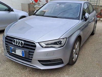 usata Audi A3 1.6 tdi Ambition 110cv s-tronic E6