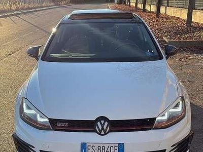 Usata VW Golf VII Highline 140 CV (102 kW) 2013 Bianco Berlina