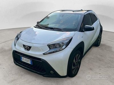 Usata Toyota Aygo X Trend 72 CV (52 kW) 2025 Bianco SUV