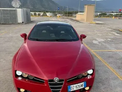 Usata Alfa Romeo Brera 170 CV (125 kW) 2010 Rosso Coupé