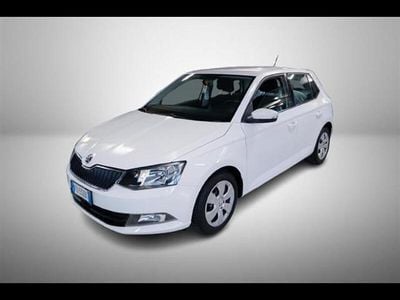 Usata Skoda Fabia Ambition 90 CV (66 kW) 2016 Grigio chiaro