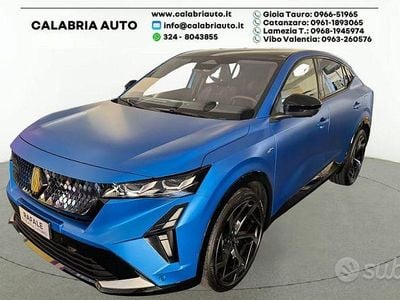 Usata Renault Rafale 300 CV (220 kW) 2024 Blu SUV