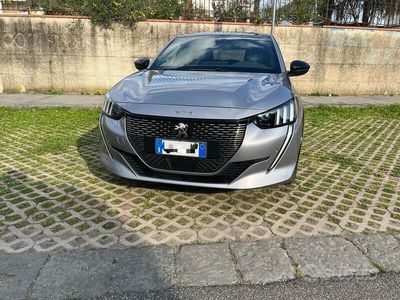 Usata Peugeot 208 GT-line 110 CV (80 kW) 2022 Grigio Utilitaria