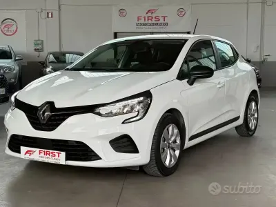 Usata Renault Clio V Intens 86 CV (63 kW) 2020 Bianco Utilitaria