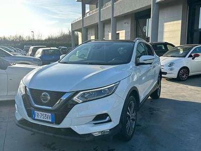 Usata Nissan Qashqai N-Connecta 110 CV (80 kW) 2018 Bianco SUV