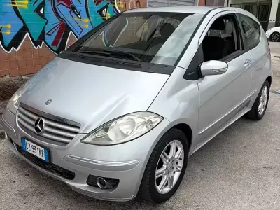 Usata Mercedes A200 Avantgarde 140 CV (102 kW) 2006 Grigio Berlina