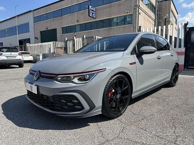 Usata VW Golf VIII GTI 245 CV (180 kW) 2024 Grigio Berlina
