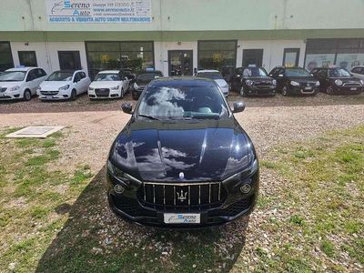 Usata Maserati Levante GranLusso 250 CV (183 kW) 2017 Bianco SUV