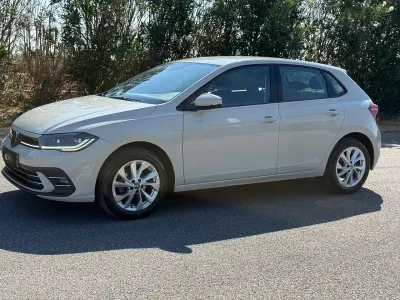 Usata VW Polo Style 95 CV (69 kW) 2022 Grigio Utilitaria