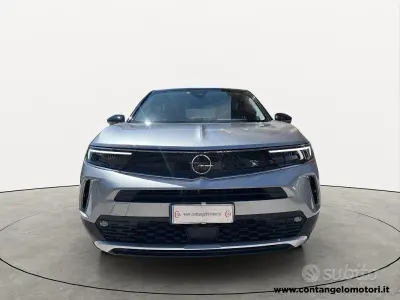 Usata Opel Mokka Elegance 131 CV (96 kW) 2022 Grigio SUV