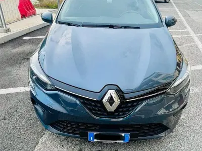 Usata Renault Clio V Zen 101 CV (74 kW) 2021 Berlina