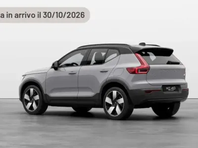 Usata Volvo XC40 Core 163 CV (119 kW) 2023 Argento SUV