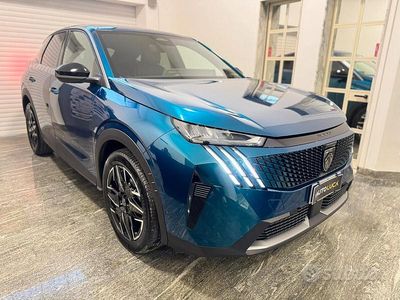 Usata Peugeot 3008 Allure 136 CV (100 kW) 2025 Blu SUV