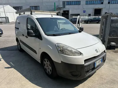 Usata Peugeot TePee Comfort 90 CV (66 kW) 2013 Bianco Station wagon