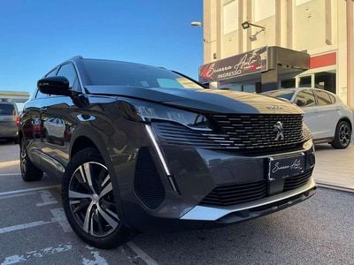 Usata Peugeot 5008 Allure 131 CV (96 kW) 2024 Grigio Monovolume