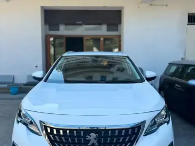 Usata Peugeot 3008 131 CV (96 kW) 2020 Bianco SUV