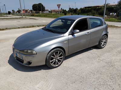 Alfa Romeo 147