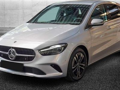 Argento Usata 2023 Mercedes B180 Advanced Plus Monovolume | 30.950 € (Buon prezzo)