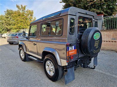 usata Land Rover Defender 90 2.4 TD4 Station Wagon S