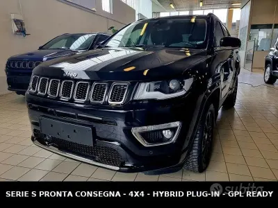 Usado Jeep Compass Limited 131 CV (96 kW) 2021 Negro SUV