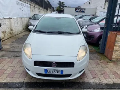 Brugt Fiat Punto Active 77 HK (56 kW) 2010 Hvid Hatchback