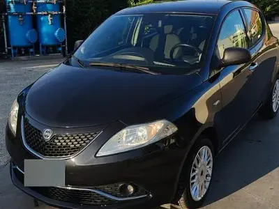 Usata Lancia Ypsilon