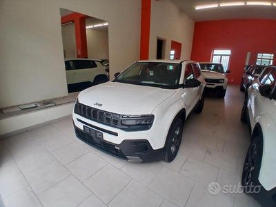 Usata Jeep Avenger Longitude 101 CV (74 kW) 2024 Bianco SUV