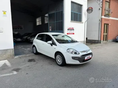 Usata Fiat Punto Evo Emotion 77 CV (56 kW) 2010 Bianco Utilitaria