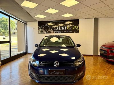 Usata VW Polo Comfortline 70 CV (51 kW) 2014 Blu Berlina