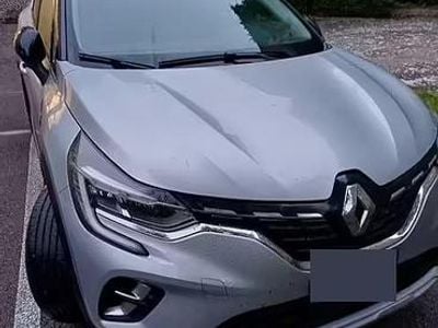 Occasion Renault Captur Techno 101 ch (74 kW) 2024 Gris SUV