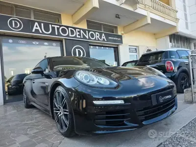 Usata Porsche Panamera Diesel 300 CV (220 kW) 2014 Nero Utilitaria