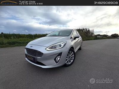 Usado Ford Fiesta Titanium 86 HP (63 kW) 2020 Cinzento Citadino