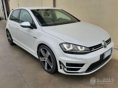 Usata VW Golf VII R 300 CV (220 kW) 2015 Berlina