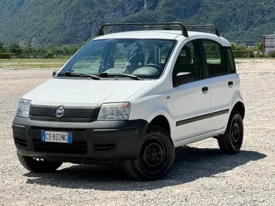 Usata Fiat Panda 4x4 60 CV (44 kW) 2005 Bianco Utilitaria