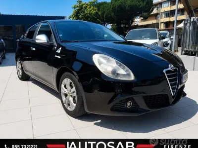 Usata Alfa Romeo Giulietta Distinctive 105 CV (77 kW) 2011 Nero Utilitaria