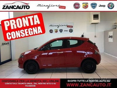 Usata Lancia Ypsilon Silver 70 CV (51 kW) 2022 Rosso Utilitaria