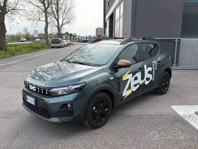 Nuova Dacia Sandero Extreme 114 CV (83 kW) 2026 Verde SUV