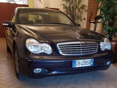 Usata Mercedes C200 Classic 116 CV (85 kW) 2003 Nero Berlina
