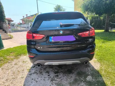 Usata BMW X1 143 CV (105 kW) 2019 Nero SUV