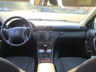 Usata Mercedes C180 Elegance 143 CV (105 kW) 2006 Station wagon