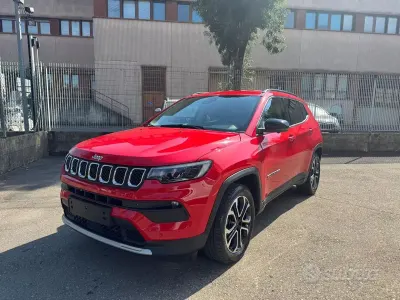 Usata Jeep Compass Limited 131 CV (96 kW) 2024 Rosso pastello SUV