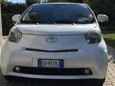 Toyota iQ