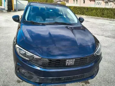 Usata Fiat Tipo 120 CV (88 kW) 2021 Bluazzurro Station wagon