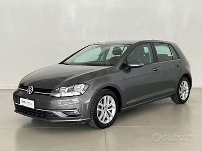 Usata VW Golf VII Business 116 CV (85 kW) 2018 Grigio Berlina