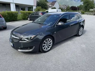 Usata Opel Insignia Cosmo 163 CV (119 kW) 2014 Station wagon
