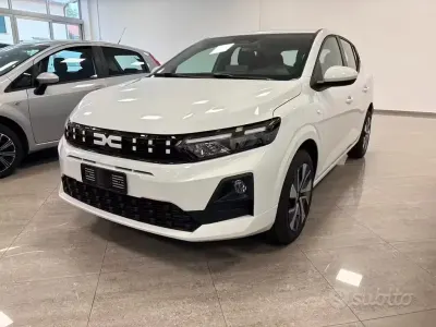 Ny Dacia Sandero Journey 122 HK (89 kW) 2026 Hvid Sedan
