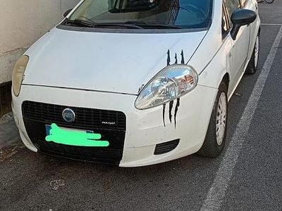 Usata Fiat Grande Punto 75 CV (55 kW) 2007 Utilitaria