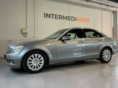 Usata Mercedes C200 Classic 136 CV (100 kW) 2010 Grigio Berlina