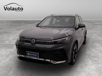 Usata VW Tiguan R-line 150 CV (110 kW) 2025 Grigio SUV